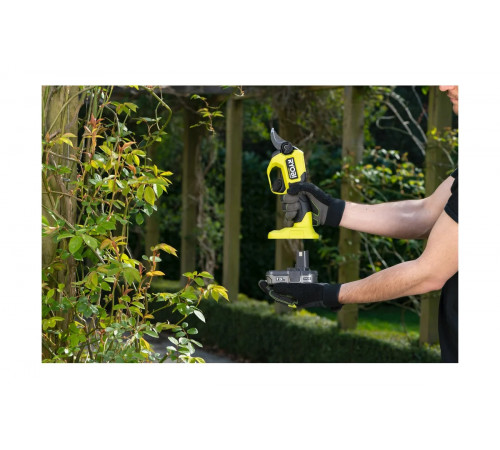 Аккумуляторный бесщеточный секатор Ryobi ONE+ RY18SCXA-0 5133005025