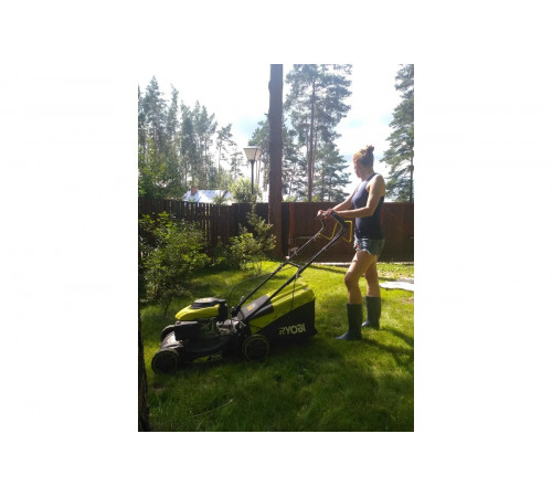 Бензиновая газонокосилка Ryobi RLM4114 5133002884