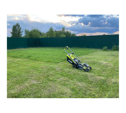 Аккумуляторная газонокосилка Ryobi MAX POWER RLM36X41H40 5133002806