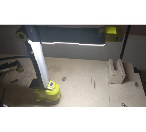 Фонарь Ryobi LED ONE+ R18ALF-0 5133002304