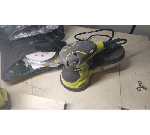 Эксцентриковая шлифмашина Ryobi ROS300A 5133001142
