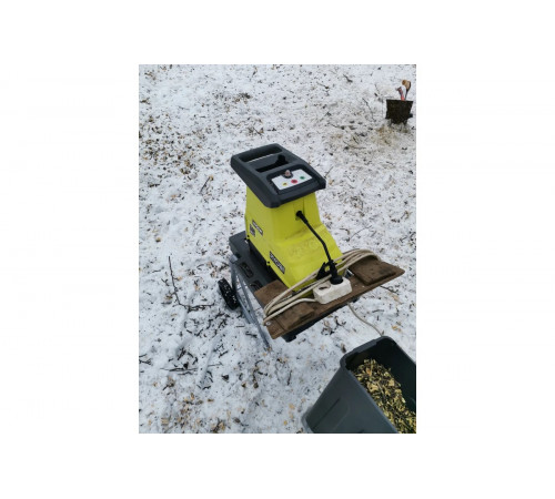 Садовый измельчитель Ryobi RSH3045U 5133004335
