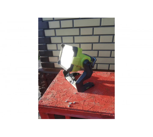 Прожектор светодиодный Ryobi Гибрид ONE+ R18ALH-0 5133002339