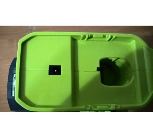 Фонарь Ryobi ONE+ R18SPL-0 5133003372