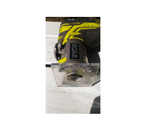 Кромочный фрезер Ryobi ONE+ R18TR-0 5133002917