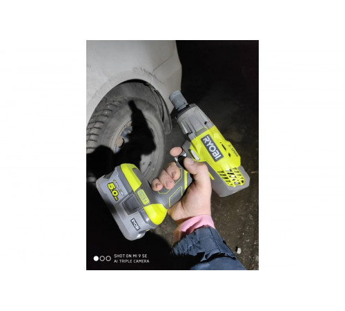Ударный гайковерт Ryobi ONE+ R18IW3-0 5133002436