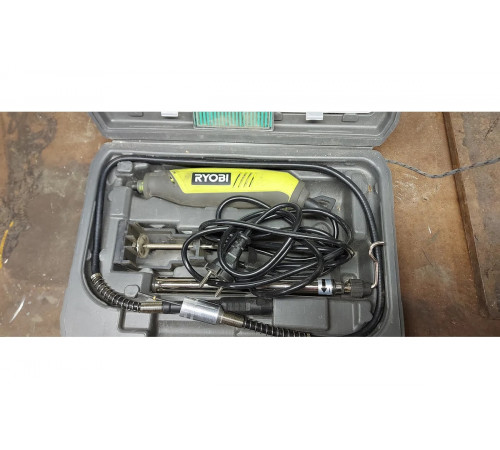 Прямошлифовальная машинка Ryobi EHT150V 5133000754