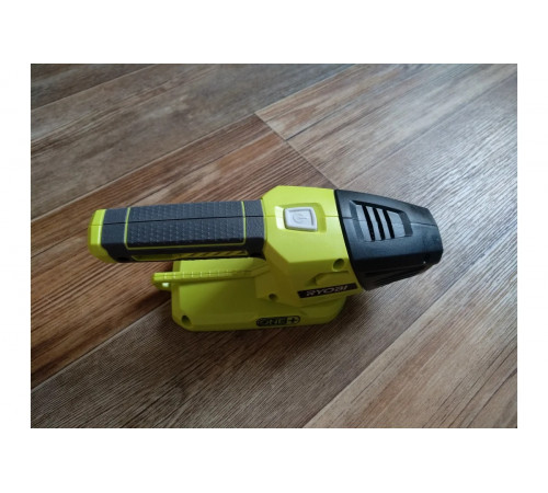 Светодиодный фонарь Ryobi ONE+ R18T-0 5133003373