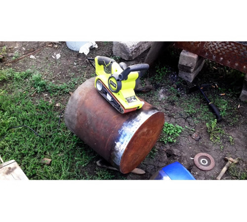 Ленточная шлифмашина Ryobi EBS800V 5133001146