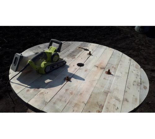 Ленточная шлифмашина Ryobi EBS800V 5133001146