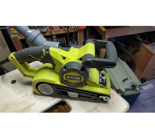 Ленточная шлифмашина Ryobi EBS800V 5133001146