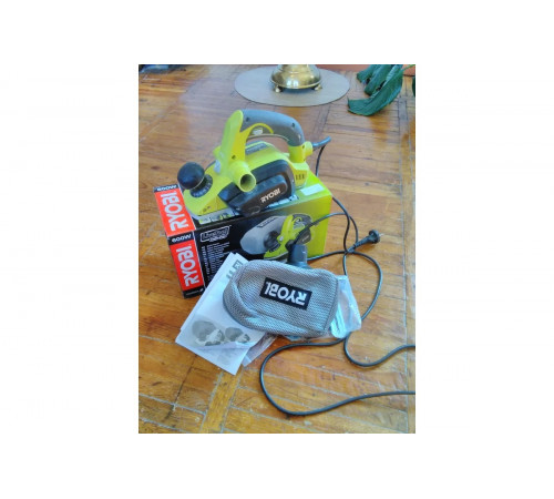 Рубанок Ryobi EPN6082CHG 5133000350