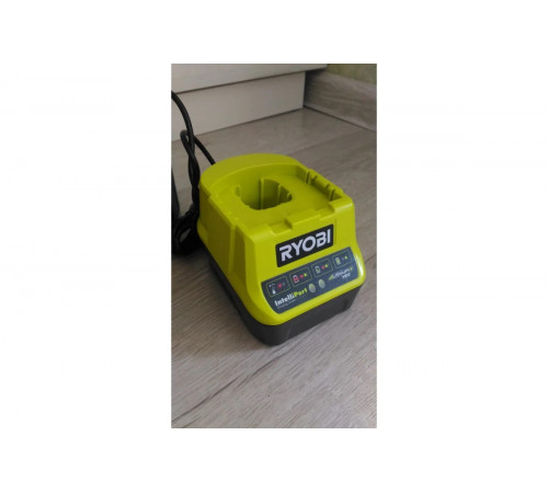 Зарядное устройство ONE+ Ryobi RC18120 5133002891