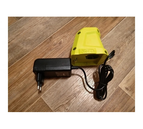 Зарядное устройство ONE+ Ryobi RC18120 5133002891