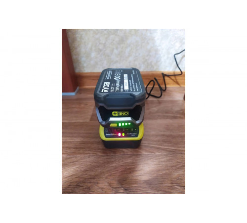 Зарядное устройство ONE+ Ryobi RC18120 5133002891