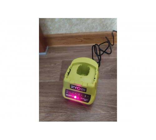 Зарядное устройство ONE+ Ryobi RC18120 5133002891
