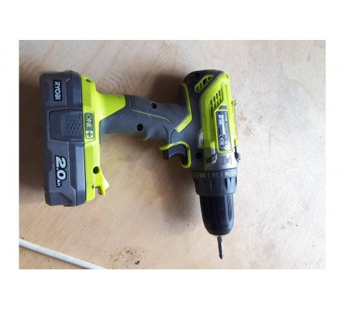 Ударная дрель-шуруповерт Ryobi ONE+ R18PD3-0  без аккумулятора в комплекте 5133002888