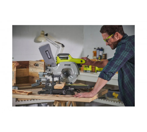 Аккумуляторная торцовочно-усовочная пила Ryobi ONE+ R18MS216-0 5133003597