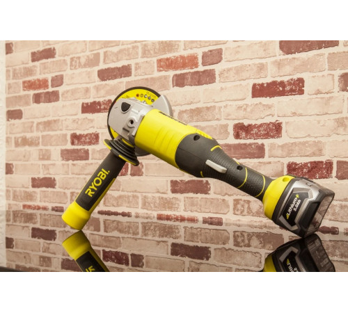 Аккумуляторная угловая шлифмашина Ryobi ONE+ R18AG-0 5133001903