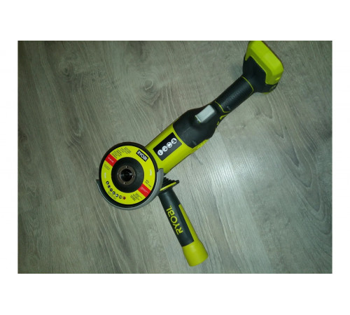 Аккумуляторная угловая шлифмашина Ryobi ONE+ R18AG-0 5133001903