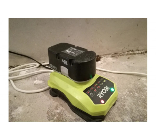 Быстрозарядное устройство G4-1h Ryobi ONE+ BCL14181H 5133001127