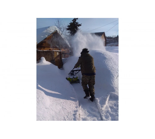 Аккумуляторный бесщеточный снегоуборщик Ryobi RST36B51 5133002520