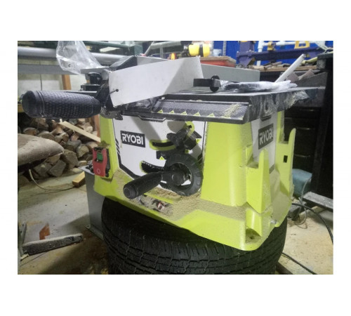 Распиловочный станок без станины Ryobi RTS1800-G 5133002021