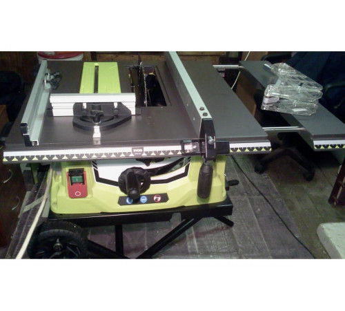 Распиловочный станок Ryobi RTS1800EF-G 5133002025