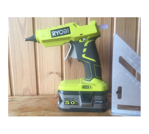 Клеевой пистолет Ryobi ONE+ R18GLU-0 5133002868