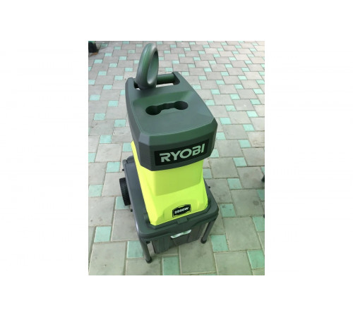 Электрический садовый измельчитель Ryobi RSH2545B 5133002512