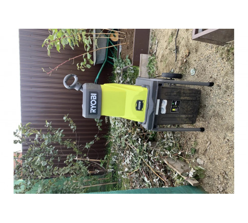 Электрический садовый измельчитель Ryobi RSH2545B 5133002512