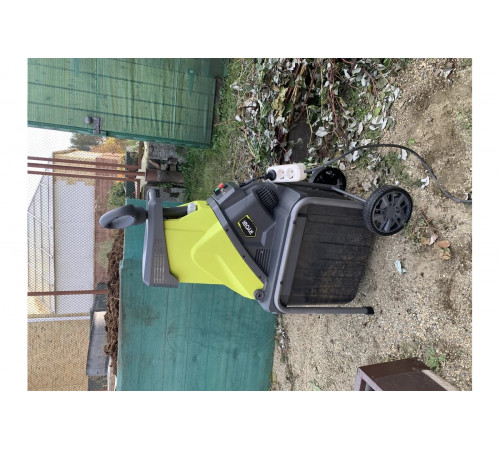Электрический садовый измельчитель Ryobi RSH2545B 5133002512