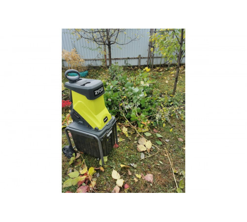 Электрический садовый измельчитель Ryobi RSH2545B 5133002512