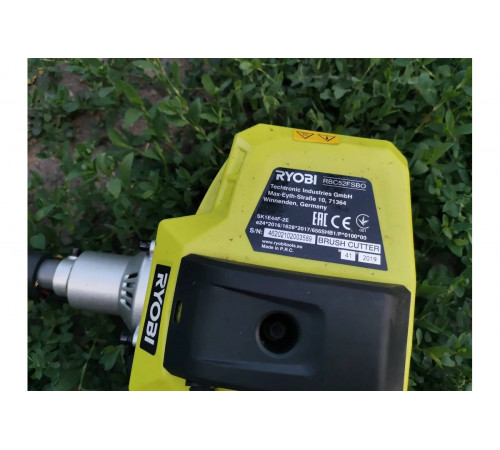 Бензиновый триммер Ryobi RBC52FSBOS 5133002545