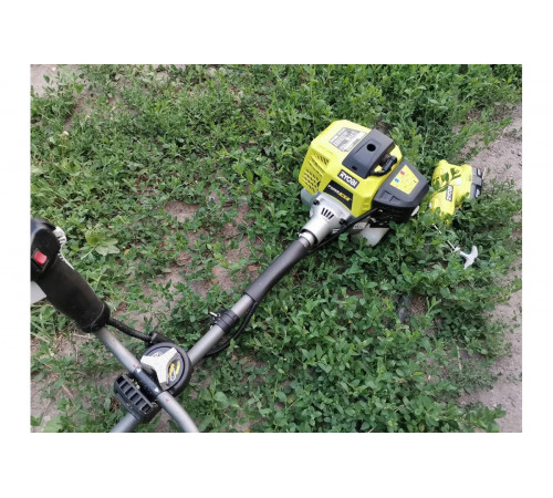 Бензиновый триммер Ryobi RBC52FSBOS 5133002545