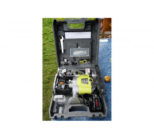 Фрезер Ryobi RRT1600-K 5133002421