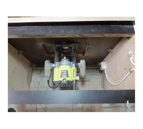 Фрезер Ryobi RRT1600-K 5133002421