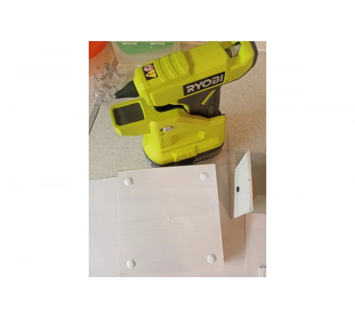 Клеевой пистолет Ryobi ONE+ 18В RGLM18-0 5133005001