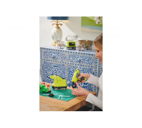 Клеевой пистолет Ryobi ONE+ 18В RGLM18-0 5133005001