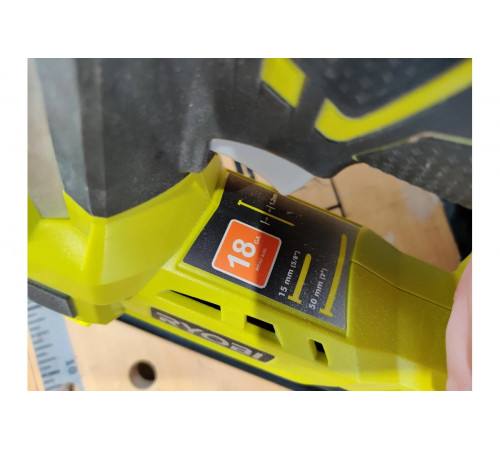 Аккумуляторный гвоздезабиватель Ryobi ONE+ R18N18G0 5133002093