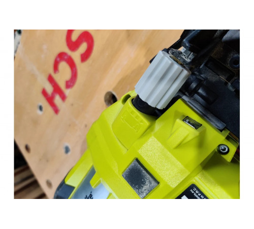 Аккумуляторный гвоздезабиватель Ryobi ONE+ R18N18G0 5133002093
