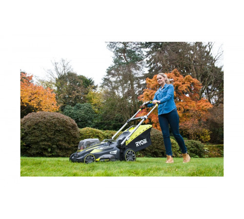 Аккумуляторная газонокосилка Ryobi ONE+ RLM18X41H240 5133002803