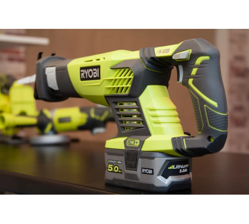 Аккумуляторная сабельная пила Ryobi ONE+ RRS1801M 5133001162