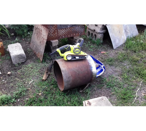 Ленточная шлифмашина Ryobi EBS800 5133001148