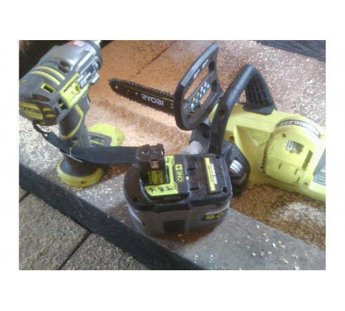 Импульсный бесщеточный винтоверт Ryobi ONE+ R18IDBL-0  без аккумулятора в комплекте 5133002662