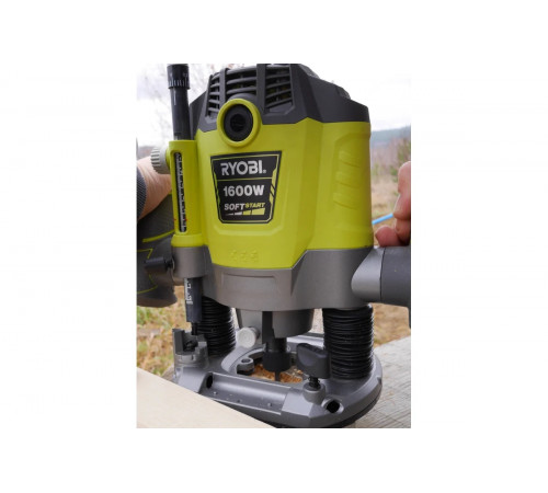 Фрезер Ryobi RRT1600P-K 5133002606