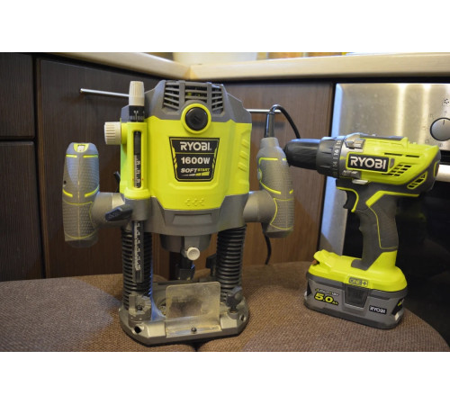 Фрезер Ryobi RRT1600P-K 5133002606