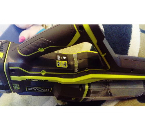 Бесщеточный пылесос Ryobi ONE+ R18SV7-0 5133004487