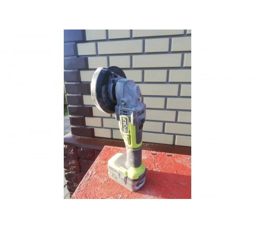 Бесщеточная углошлифмашина Ryobi ONE+ R18AG7-140S 5133004231