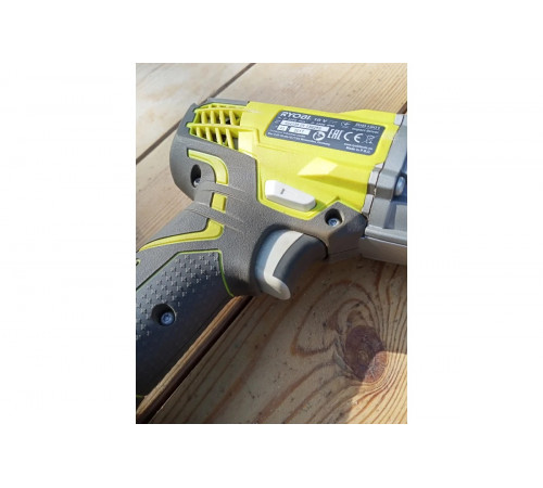 Аккумуляторный винтоверт Ryobi ONE+ RID1801M 5133001168
